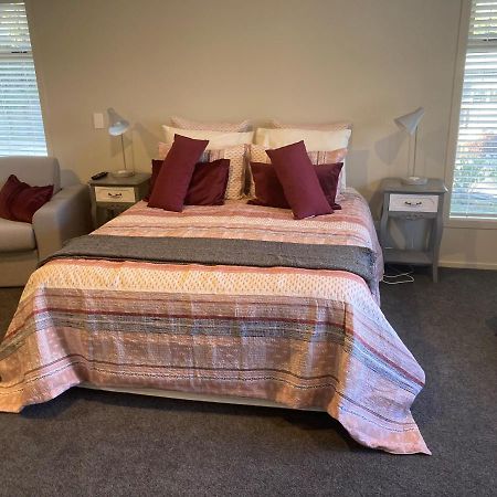Cambridge Te Awa Rivertrail Bnb Екстер'єр фото